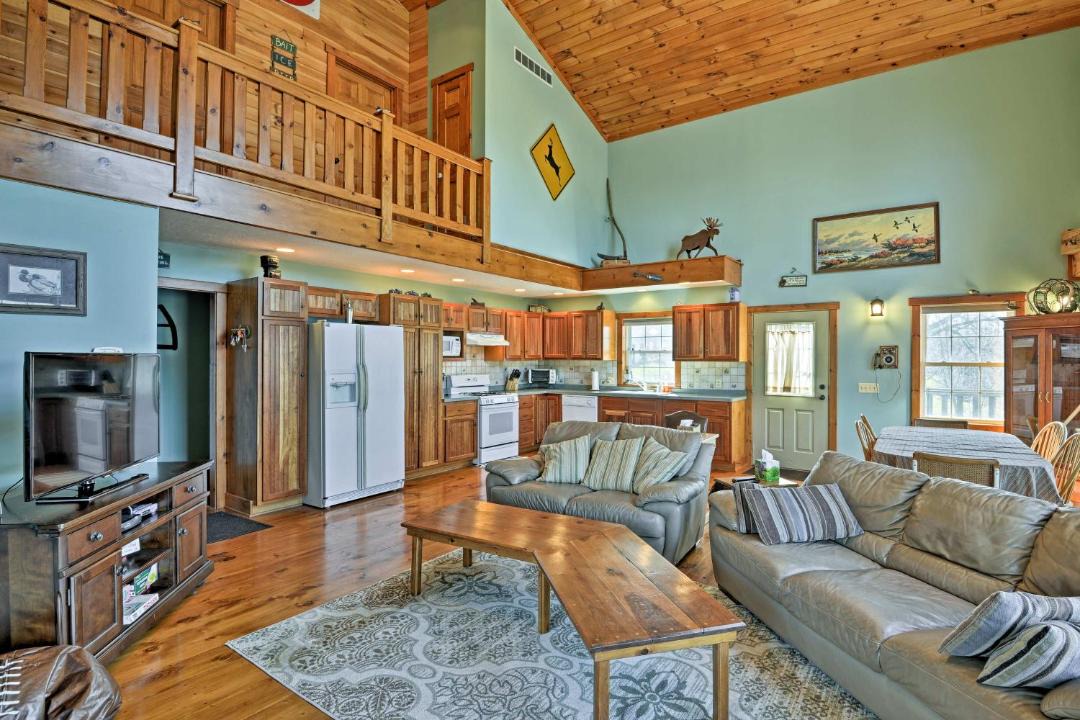 Photo of Livingroom in Wolcott