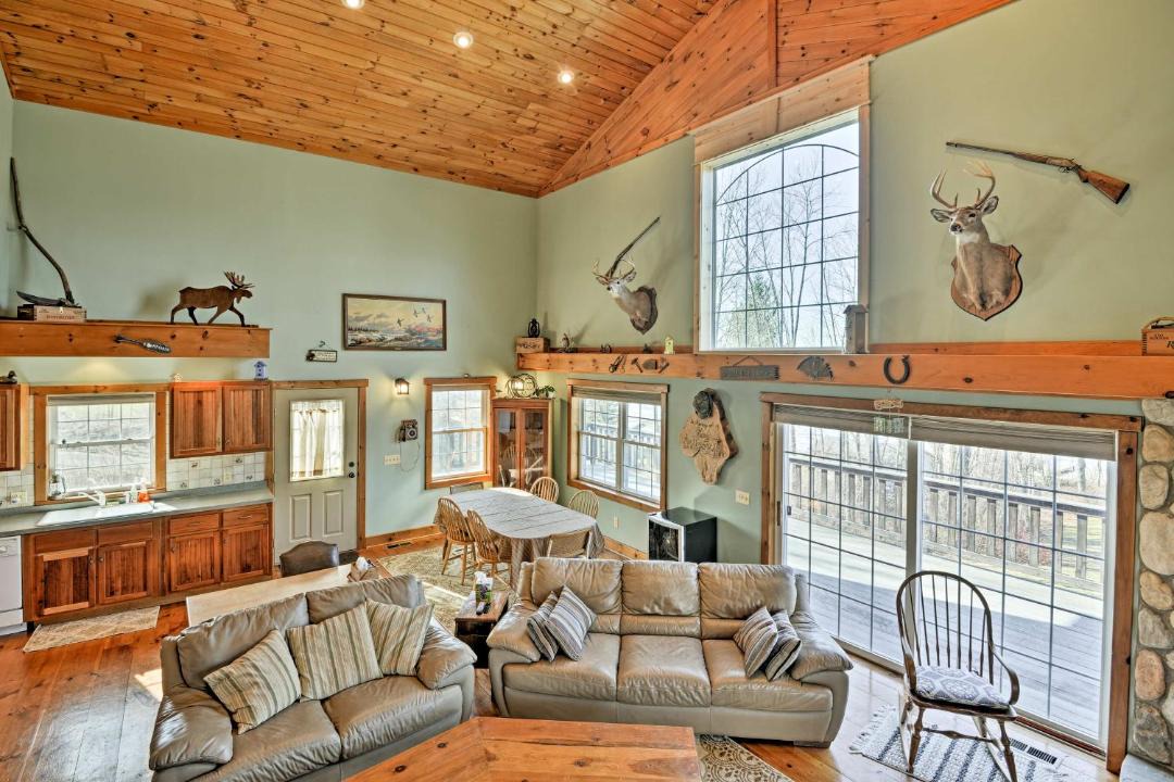 Photo of Livingroom in Wolcott