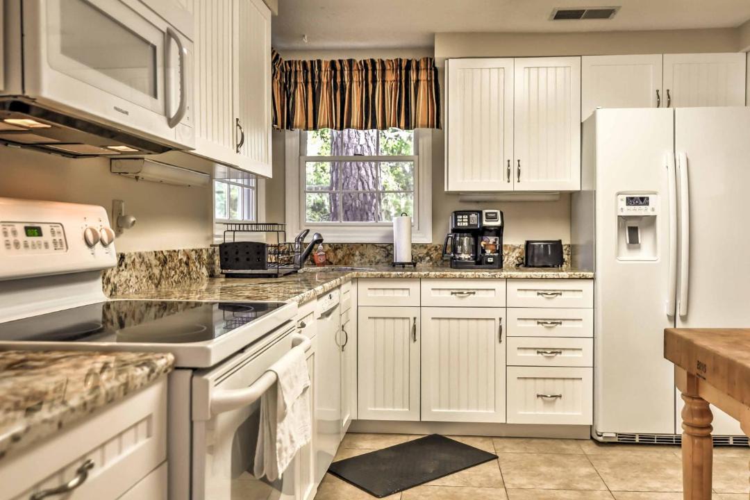 Photo of Kitchen in Shipyard Plantation