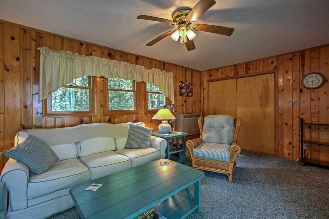 Photo of Livingroom in Burt Lake