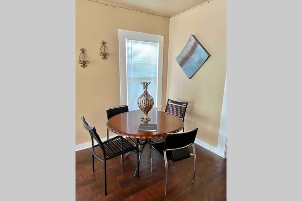 Photo of Livingroom in Highland Park