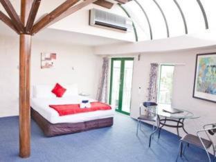 Photo of Others in Greenlane - Ellerslie