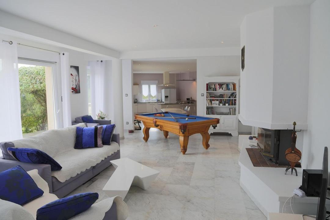 Photo of Livingroom in Connaux