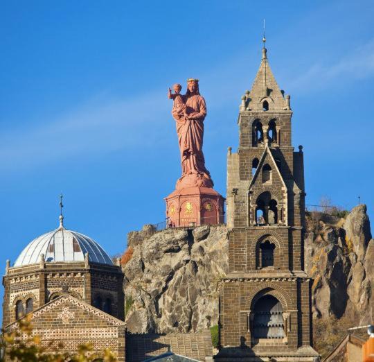 Photo of Buildings in Le Puy-en-Velay