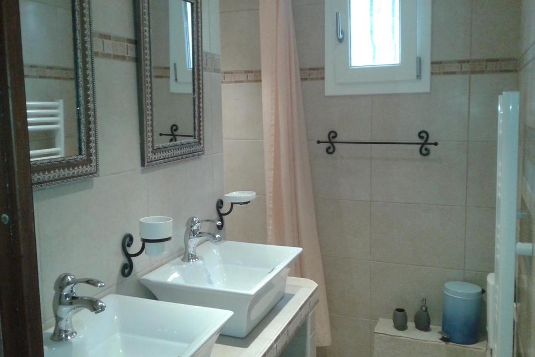 Photo of Others in Claviers