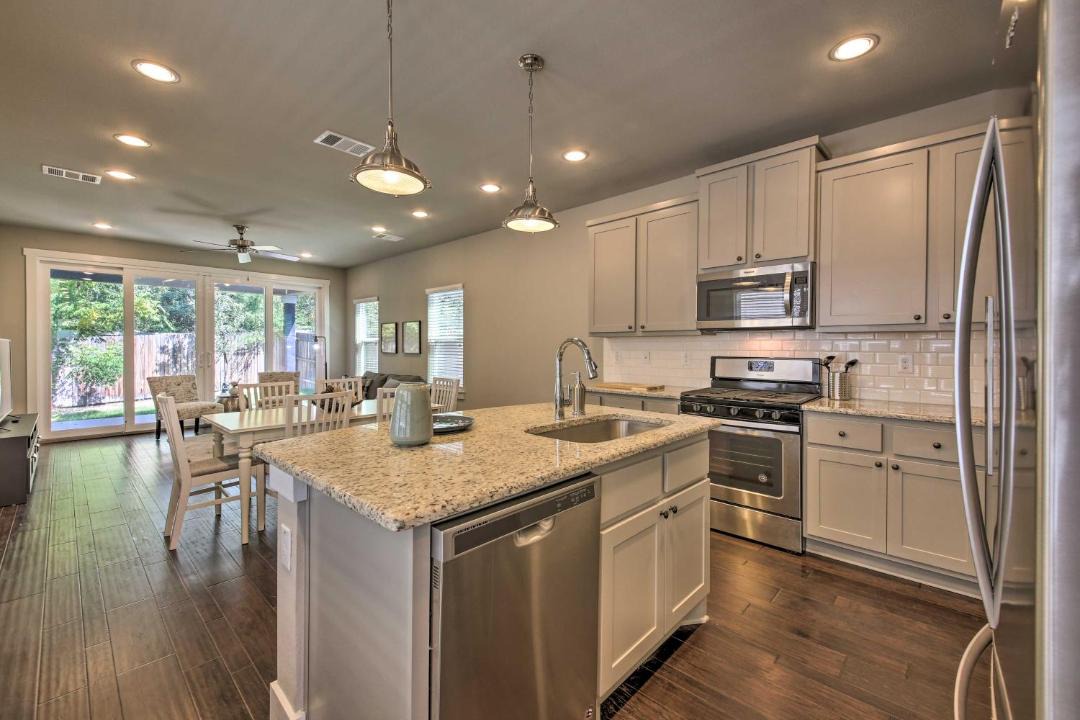 Photo of Kitchen in Mahncke Park
