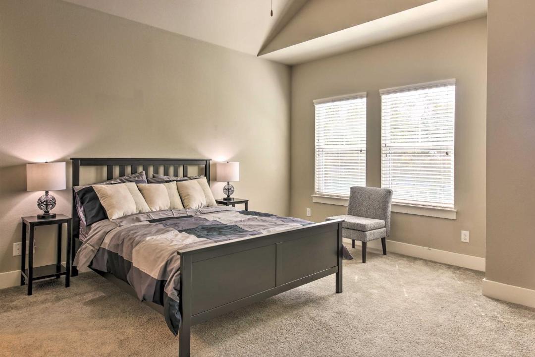 Photo of Bedroom in Mahncke Park