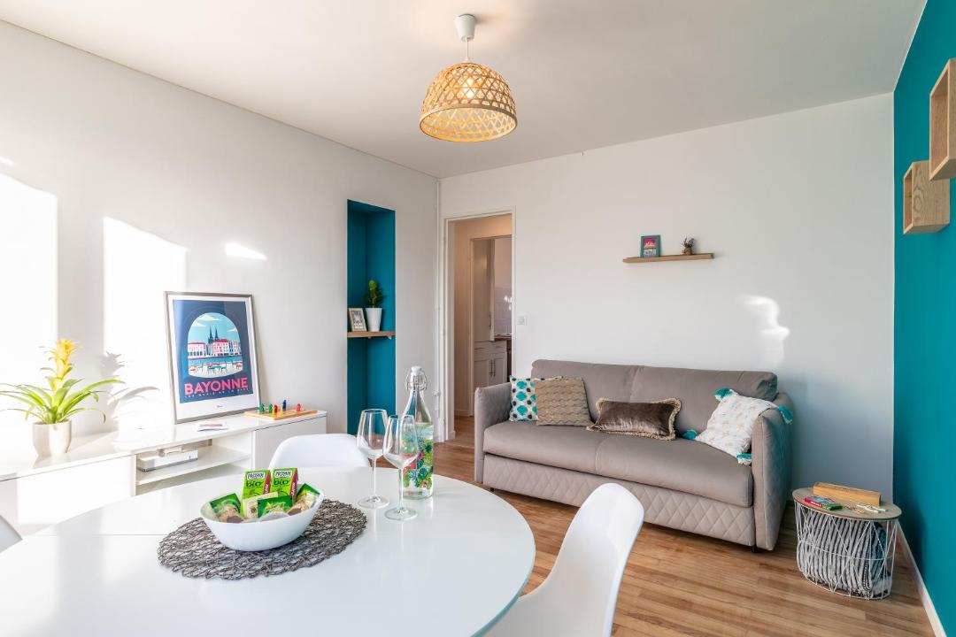 Photo of Livingroom in Bayonne