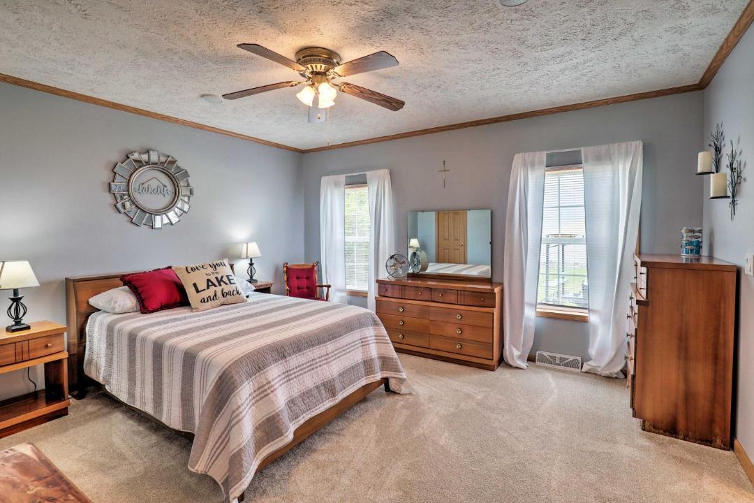 Photo of Bedroom in Town of Yates