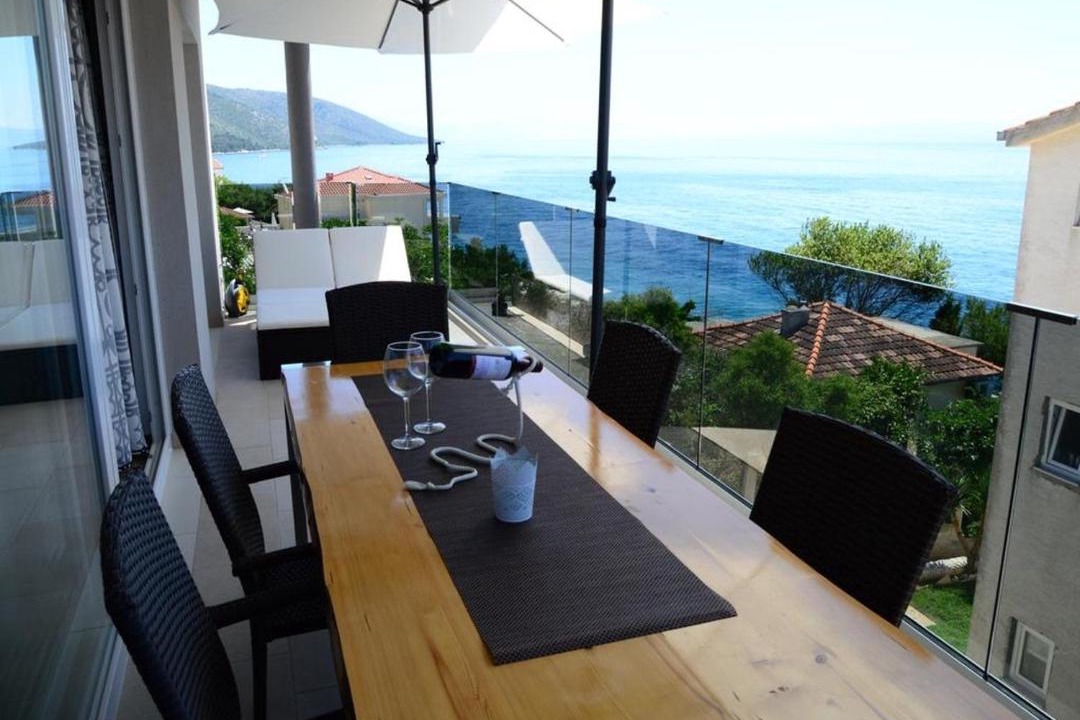 Photo of Patio Balcony in Okrug Gornji