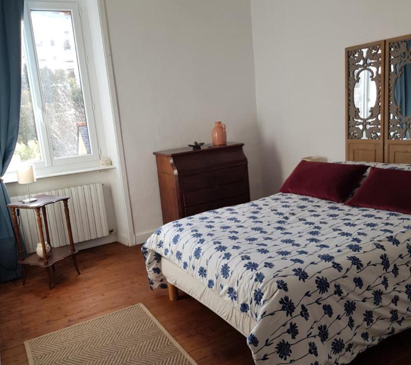 Photo of Bedroom in Lannion