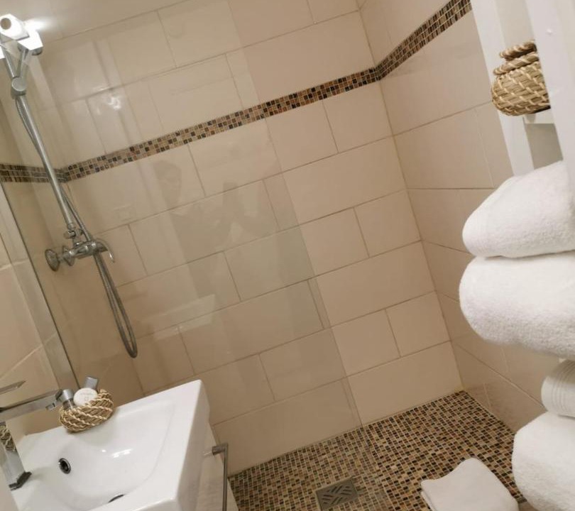 Photo of Bathroom in Saint-Louis