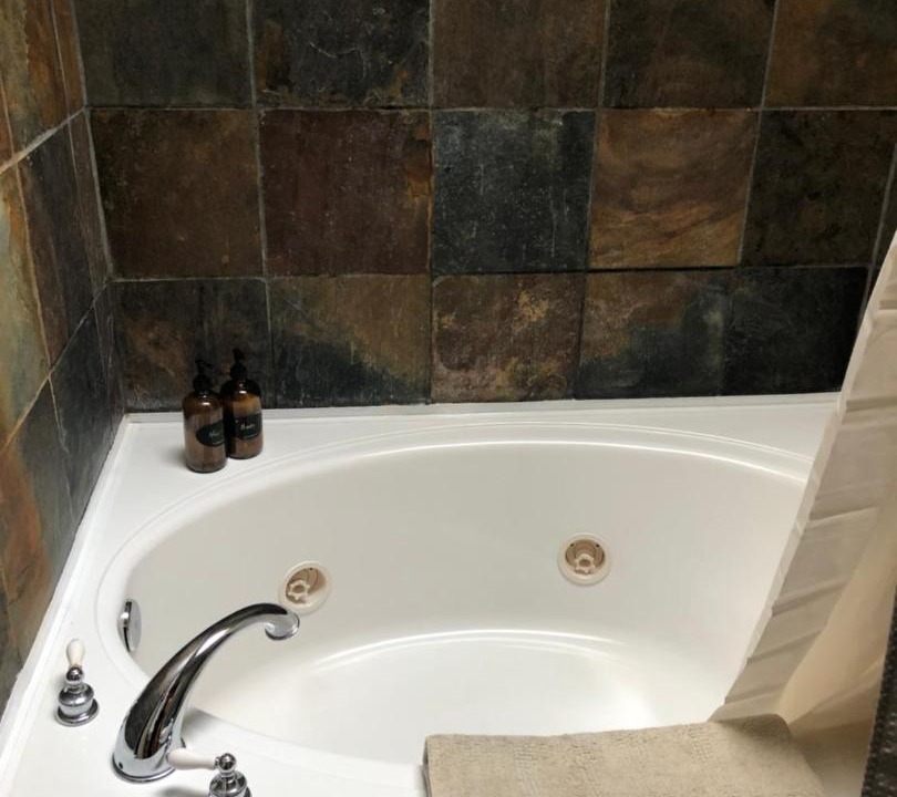 Photo of Bathroom in Groveland