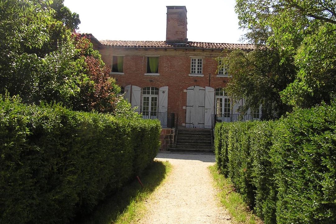 Photo of Others in Daux