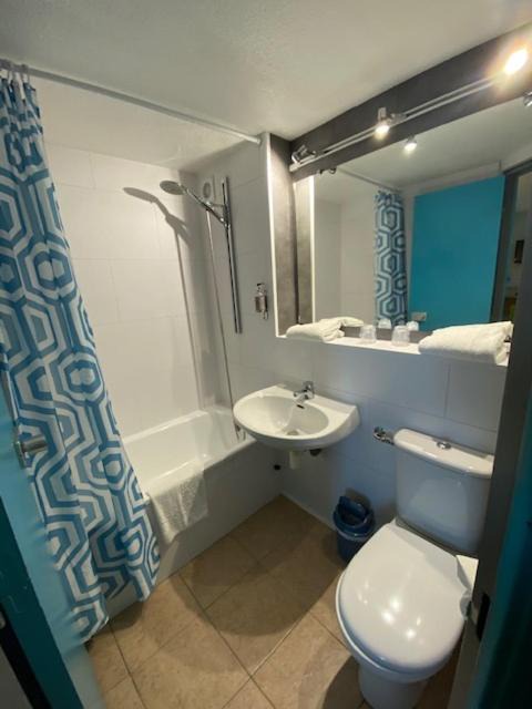 Photo of Bathroom in Port