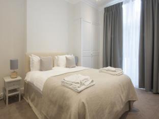 Photo of Others in South Kensington