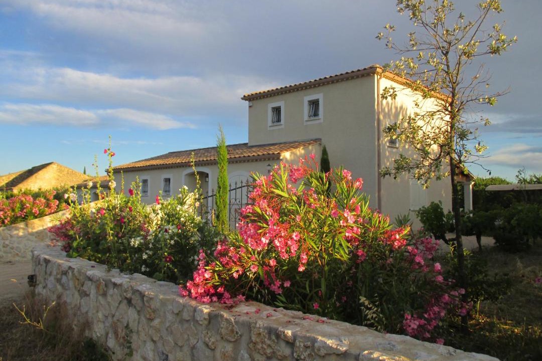 Photo of Buildings in Issirac