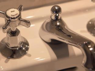 Photo of Bathroom in Woodstock