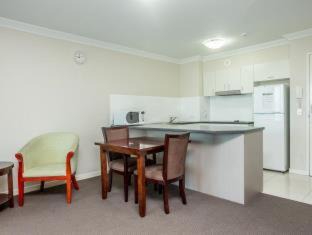 Photo of Others in Springwood