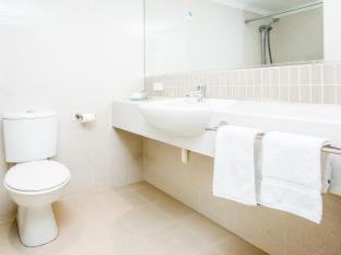 Photo of Others in Springwood