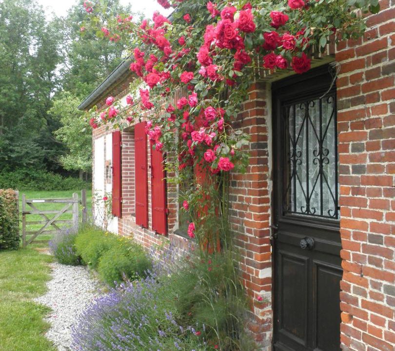 Photo of Buildings in Saint-Aubin-de-Bonneval