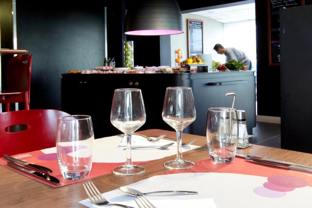 Photo of Others in Faubourg de Bethune