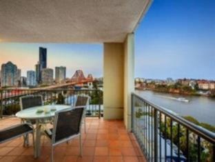 Photo of Others in Kangaroo Point