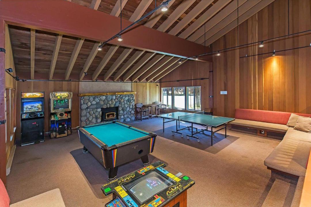 Photo of Others in Mammoth Lakes