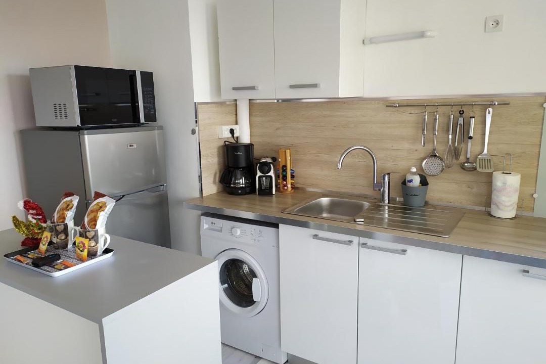 Photo of Others in Sens