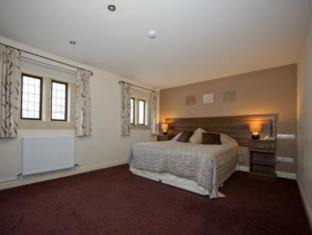 Photo of Bedroom in Street