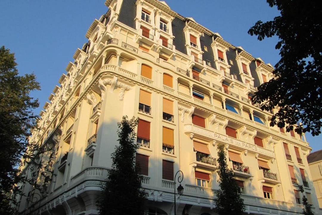 Photo of Buildings in Thermal