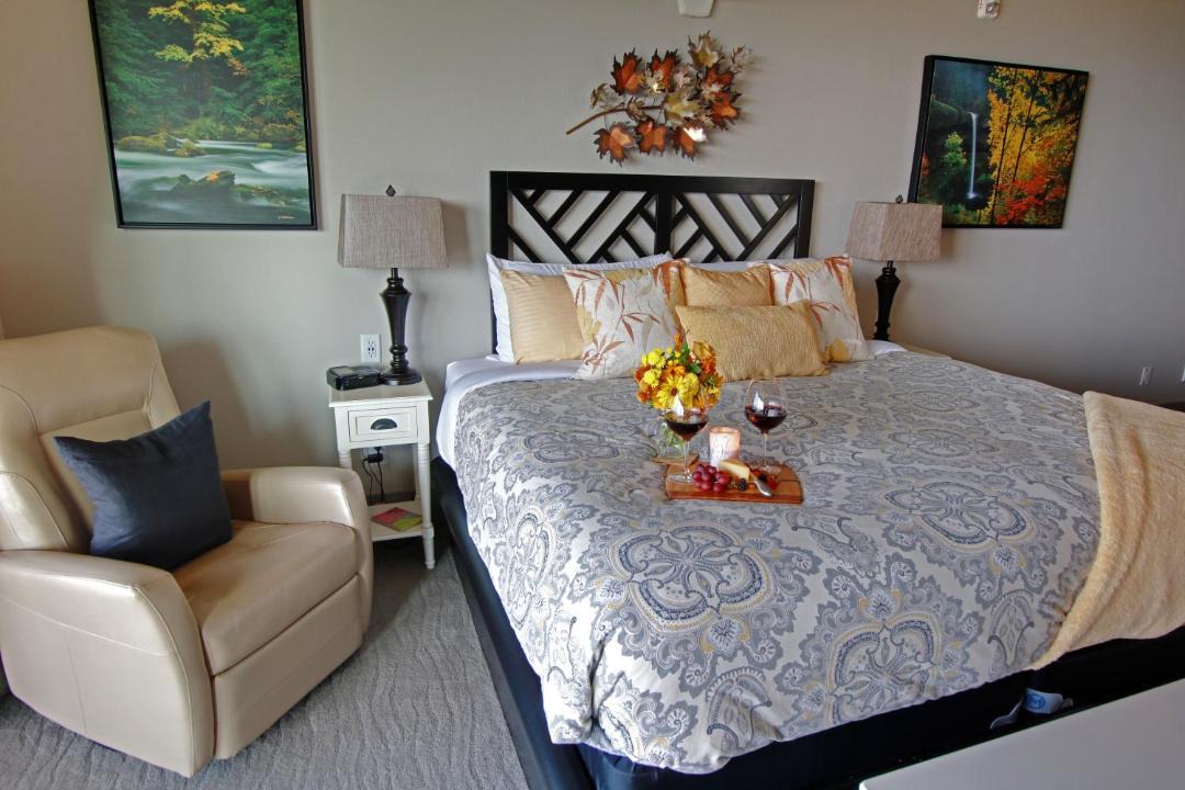 Photo of Others in Amity