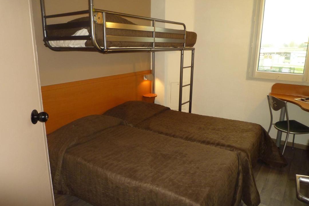 Photo of Others in Saint-Martin-sur-le-Pre