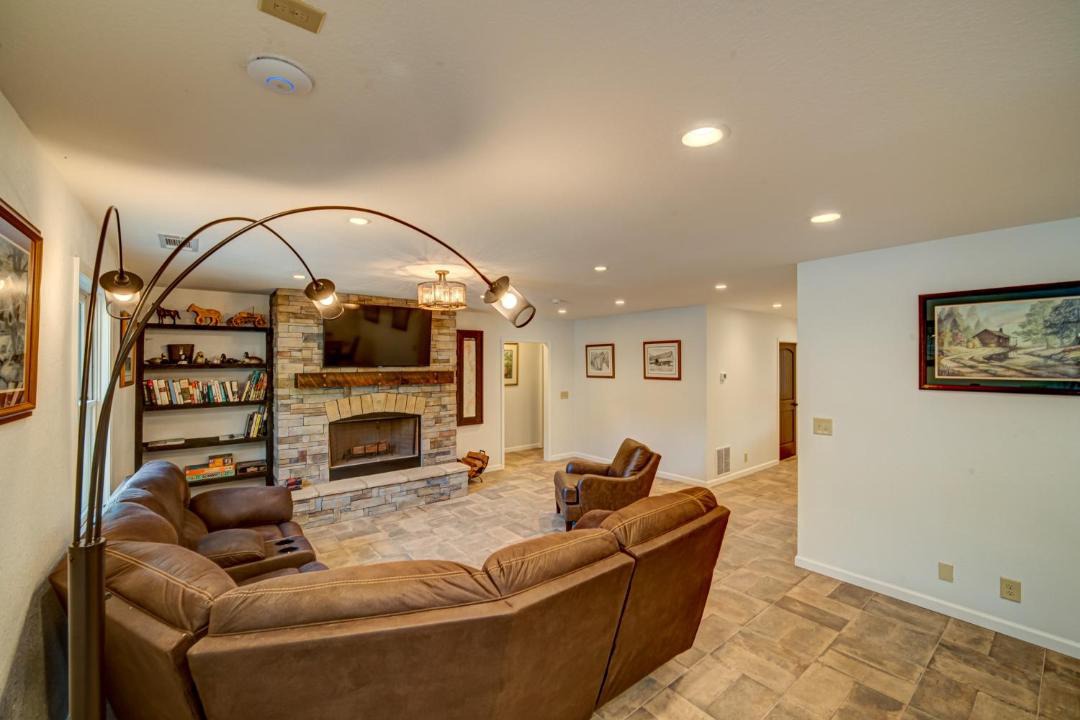 Photo of Livingroom in Williamstown