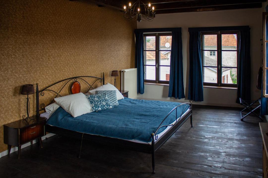 Photo of Bedroom in Melay