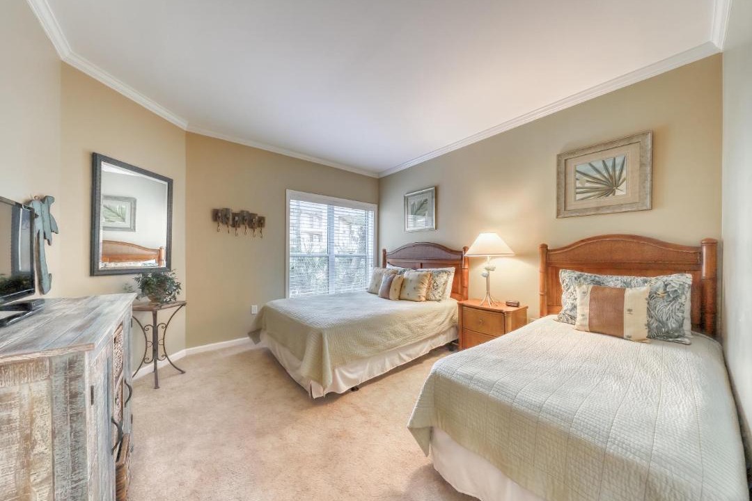 Photo of Bedroom in Palmetto Dunes