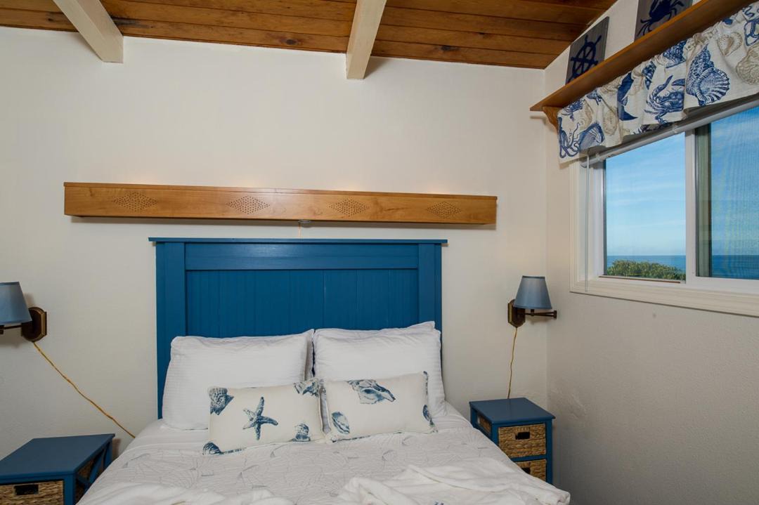 Photo of Bedroom in Seal Rock