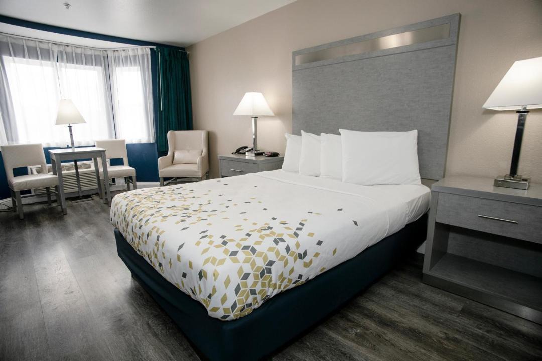 Photo of Others in Bertsch-Oceanview