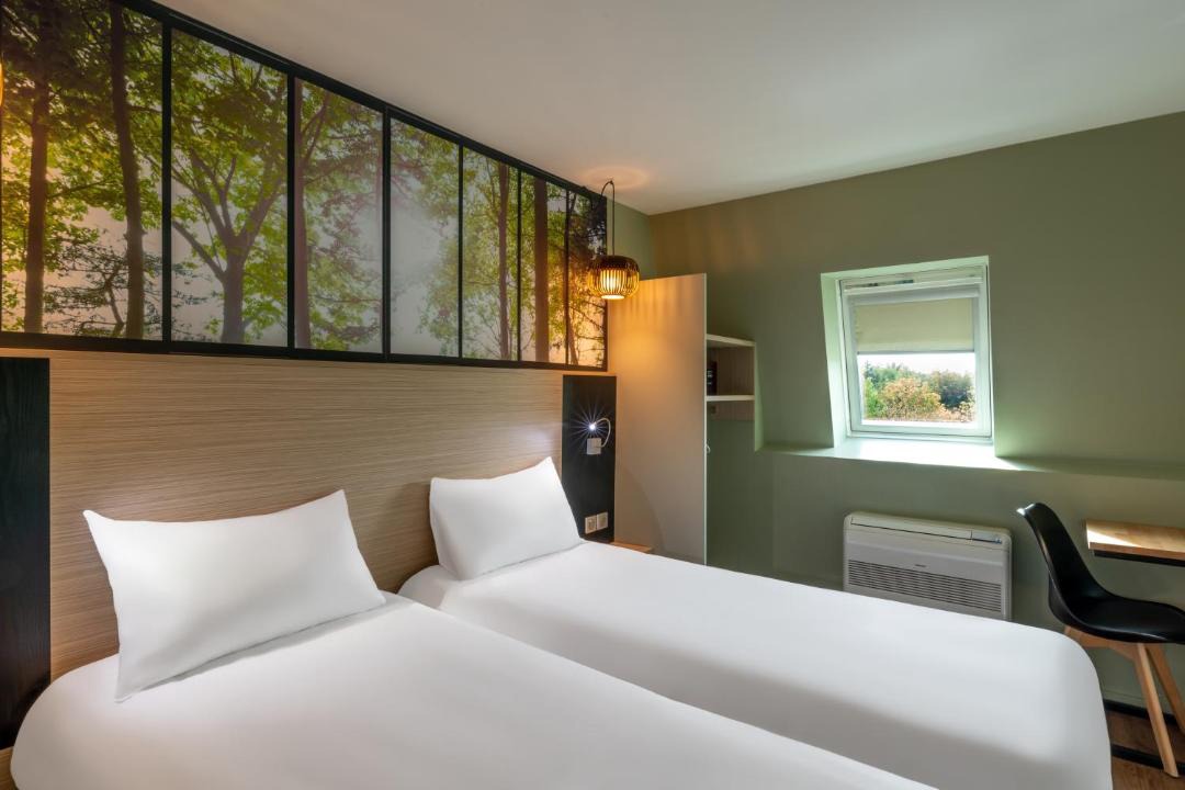 Photo of Bedroom in Villepinte