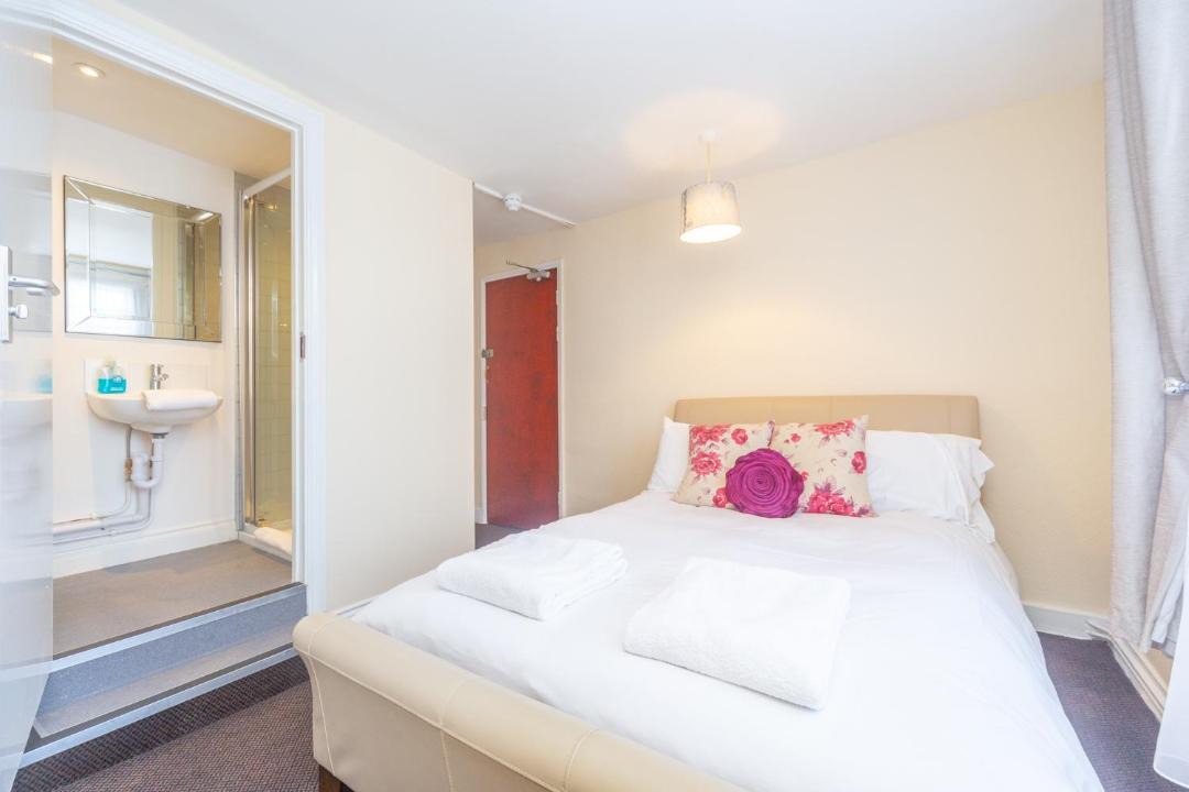 Photo of Others in St. Mark's