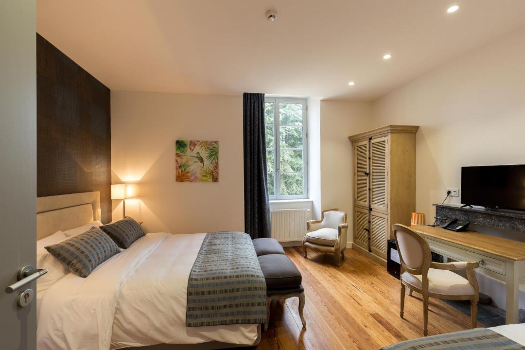 Photo of Others in Maubec