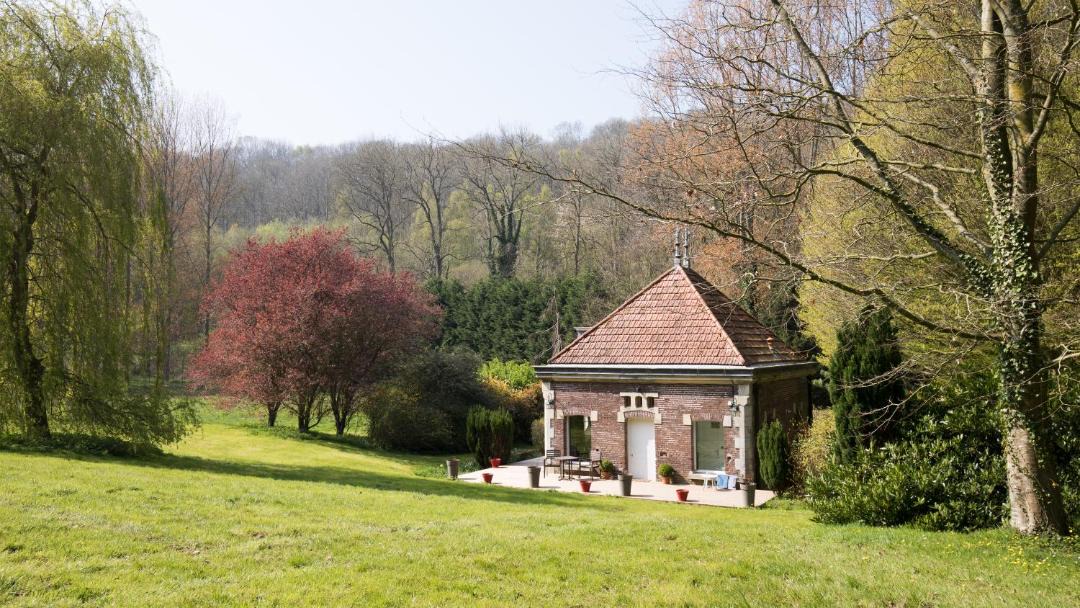 Photo of Others in Eu