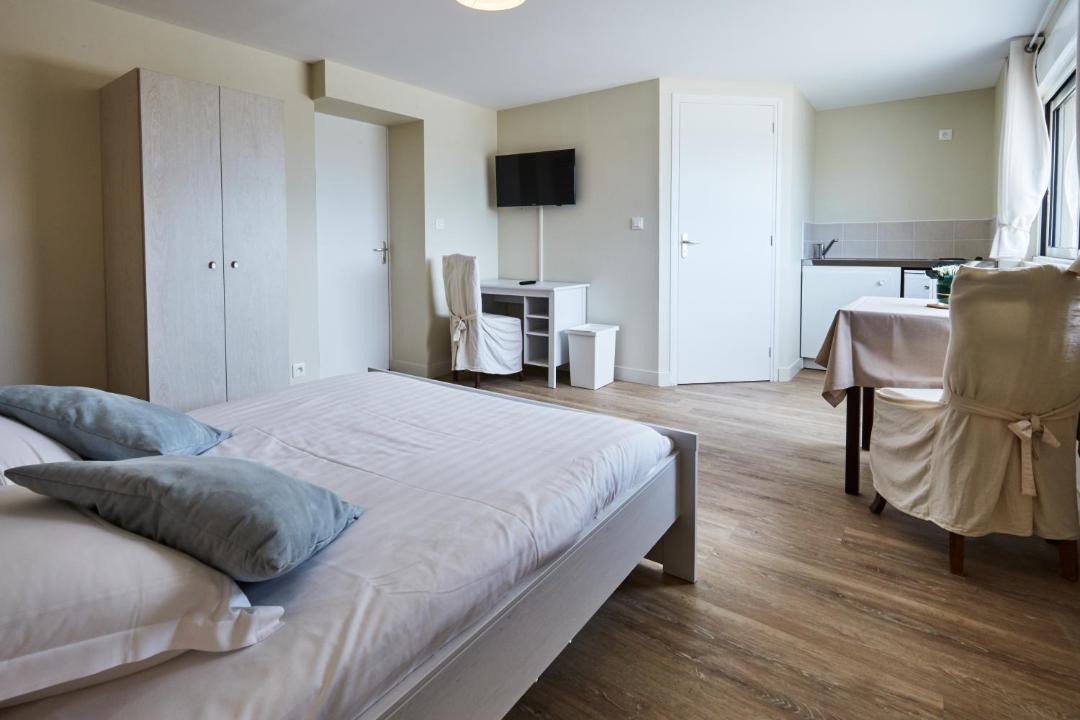 Photo of Others in Saint-Come-de-Fresne