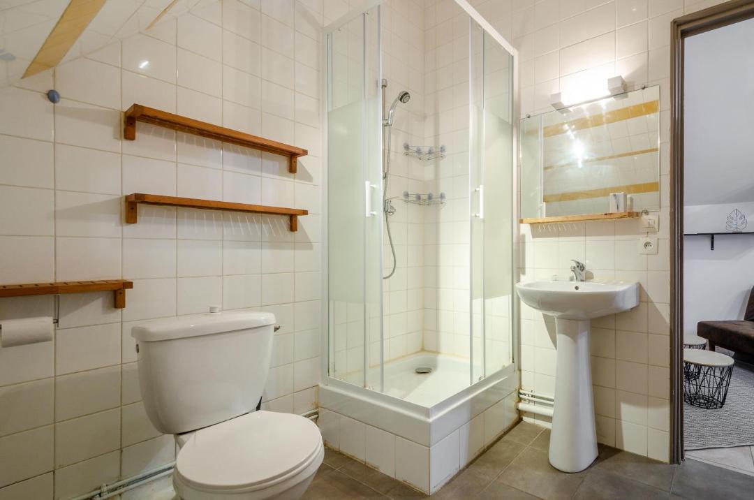 Photo of Bathroom in Etampes