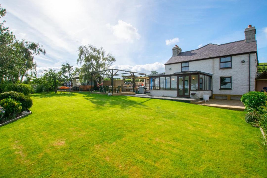 Photo of Others in Denbigh