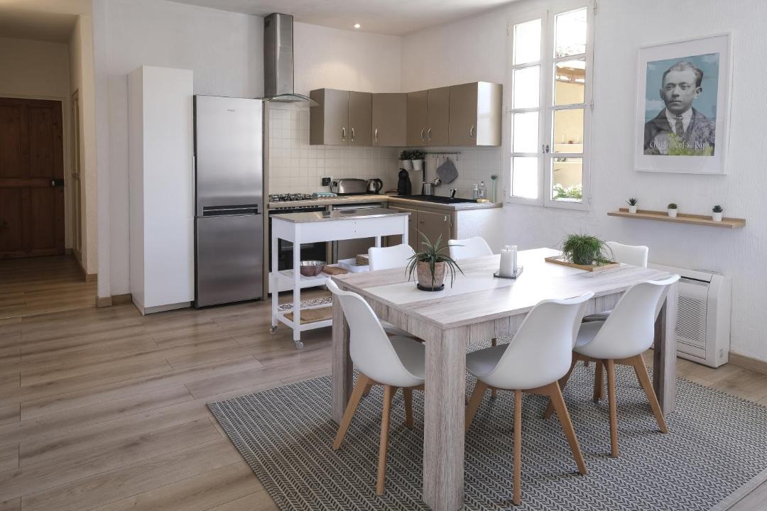 Photo of Kitchen in Chateauneuf-du-Pape