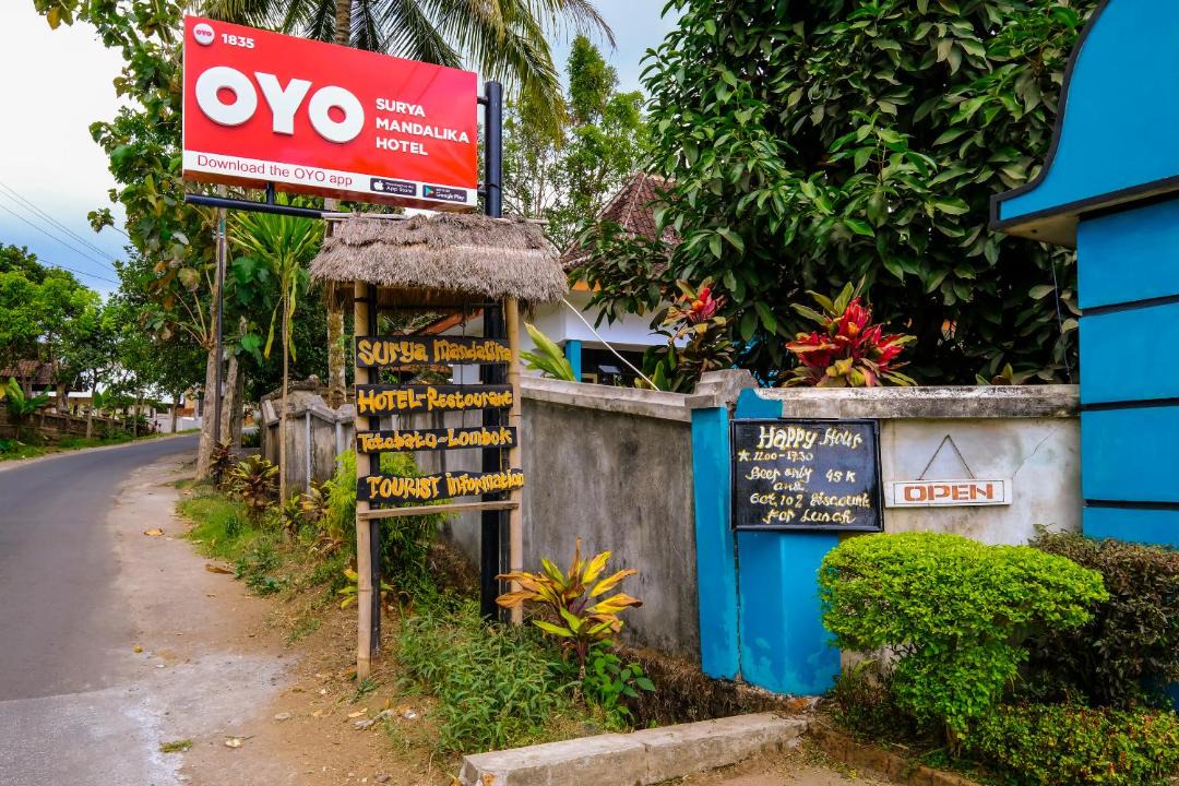 Photo of Buildings in Tetebatu