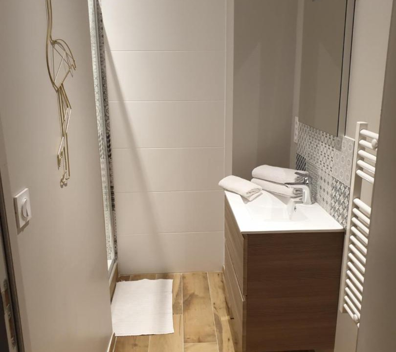 Photo of Bathroom in 2nd Arrondissement
