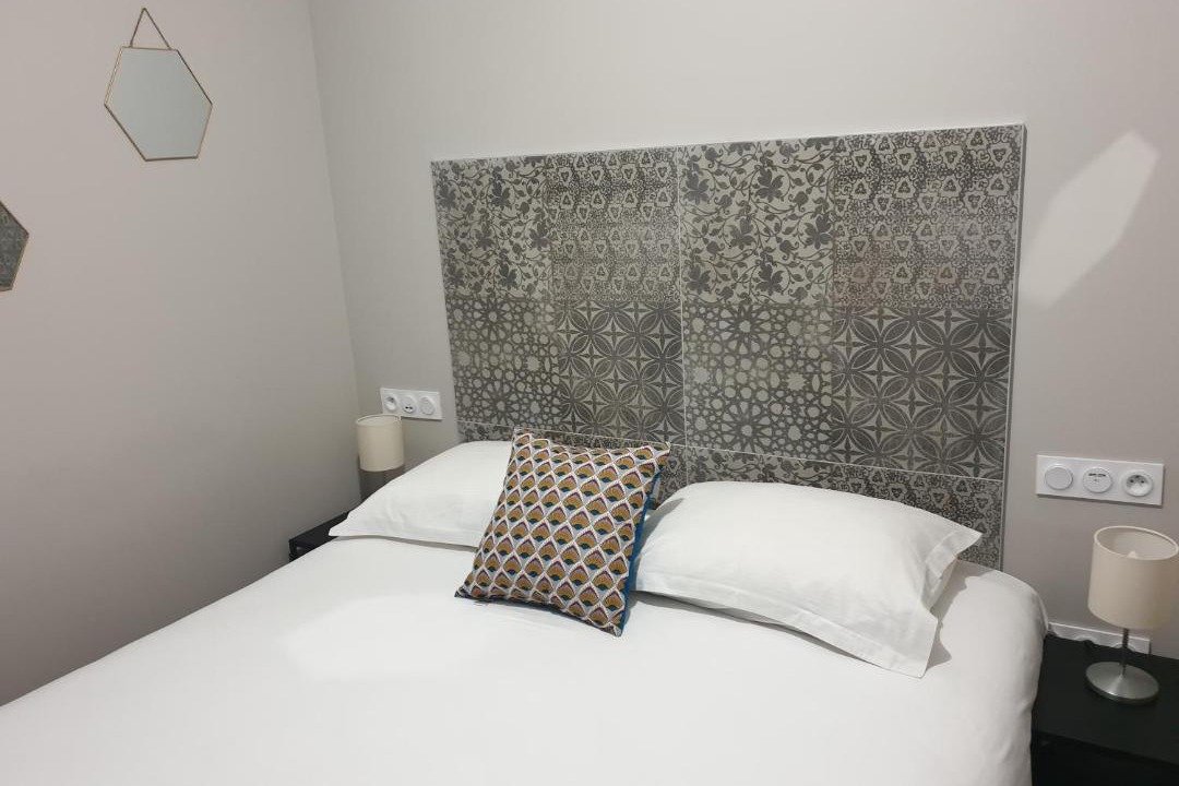 Photo of Bedroom in 2nd Arrondissement