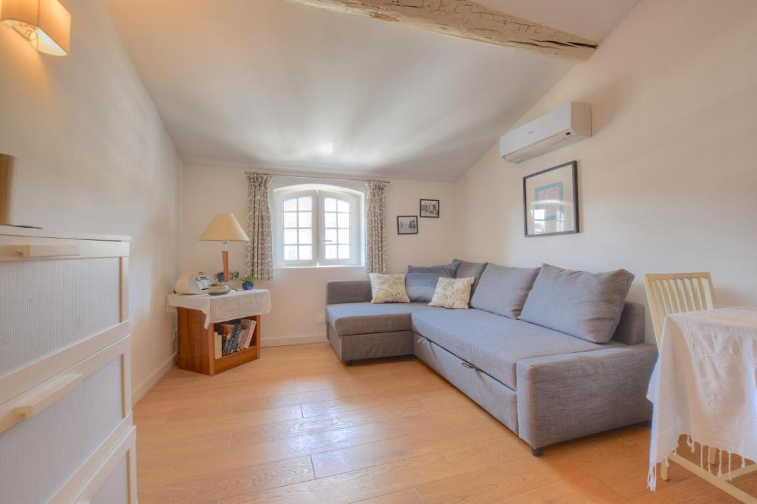 Photo of Livingroom in Antibes Old Town
